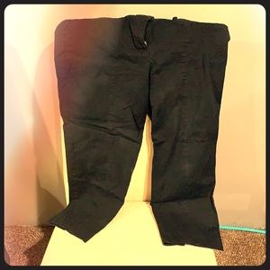 Dana Buchman - black capris